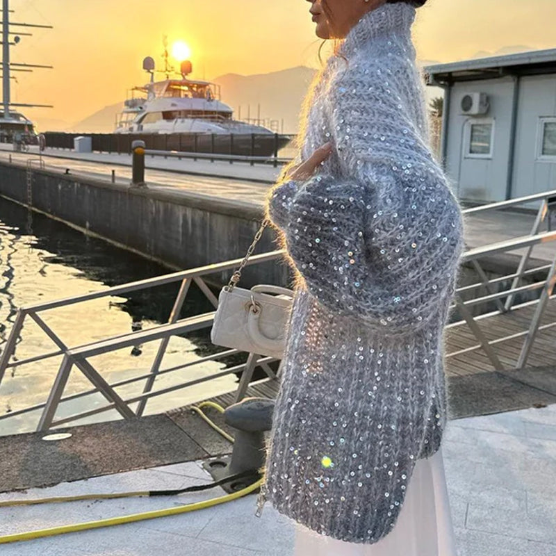 スパンコール付きの無地ニットセーター