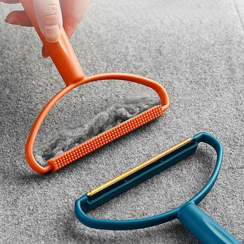 מעלים את שערות בעלי החיים במעבר אחד